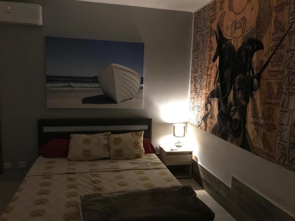 Nicole Residence Avec Piscine Chauffee & Jacuzzi サン・タンドレ エクステリア 写真